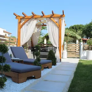 Azure Bliss Νικήτη